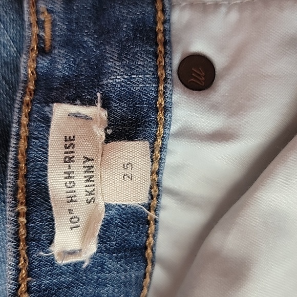Madewell 10" High-Rise Skinny Jeans: Drop Step-Hem Edition/ 25. - Picture 6 of 15